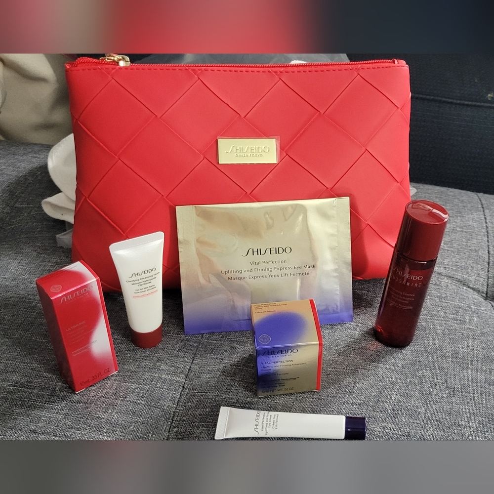 Shiseido Red Quilted Cosmetic Bag with Skincare Set